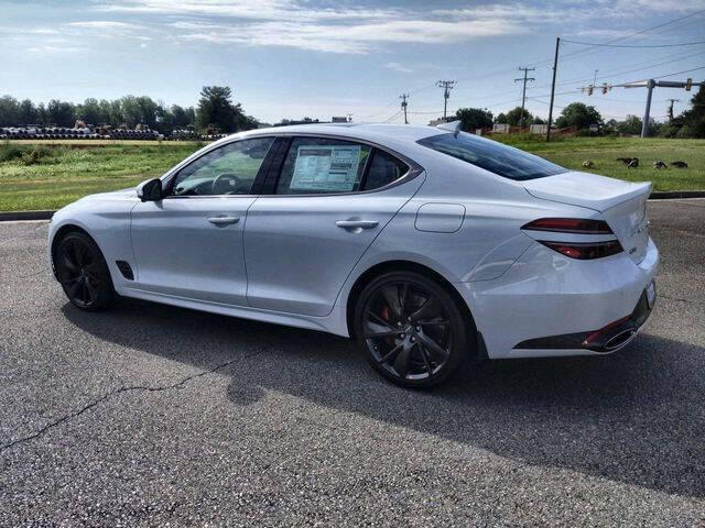 2023 Genesis G70