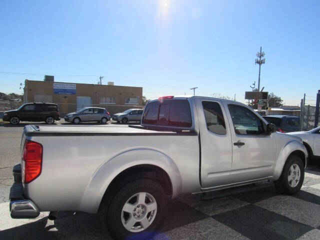 2006 Nissan Frontier SE