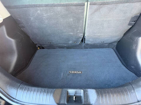 2012 Nissan Versa 1.8 S