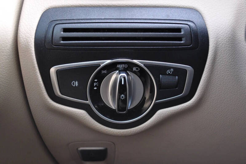 2016 Mercedes-Benz GLC GLC 300