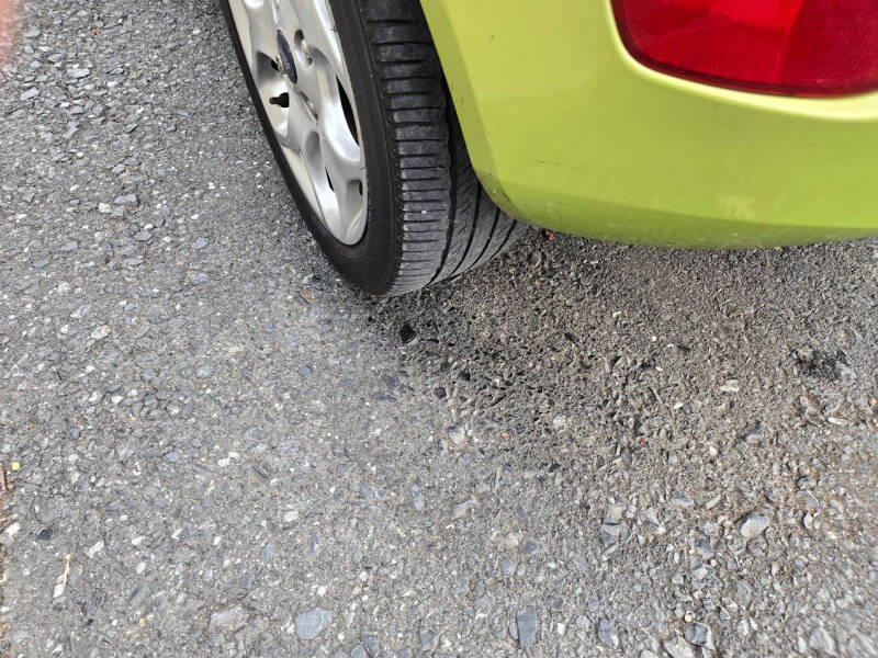 2011 Ford Fiesta SES