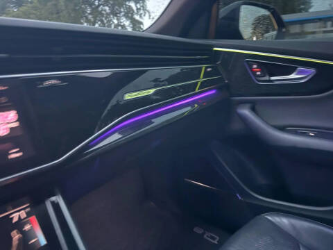 2019 Audi Q8 quattro Premium Plus 55 TFSI