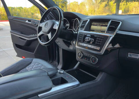 2015 Mercedes-Benz GL-Class GL 550 4MATIC