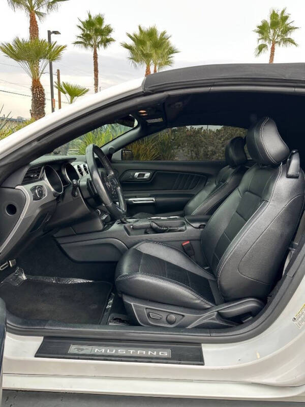 2021 Ford Mustang EcoBoost Premium