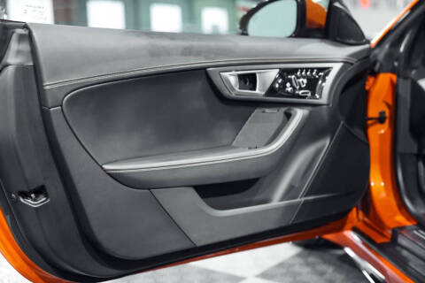 2015 Jaguar F-TYPE R