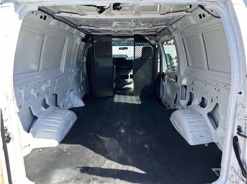 2013 Ford E-Series E-250