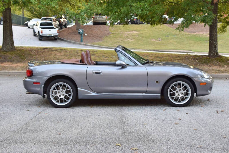 2002 Mazda Miata SE photo 5