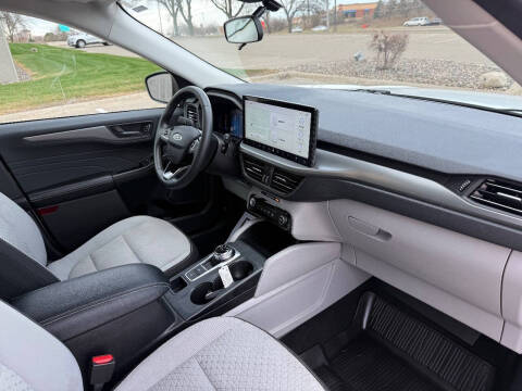 2023 Ford Escape Hybrid Active