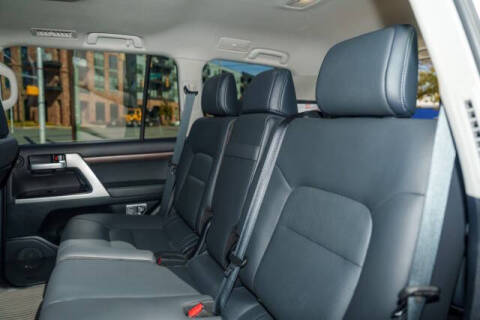 2021 Toyota Land Cruiser