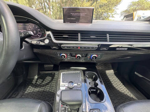 2019 Audi Q7 quattro Premium Plus 55 TFSI