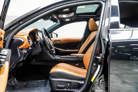 2024 Lexus IS 350 F SPORT Design