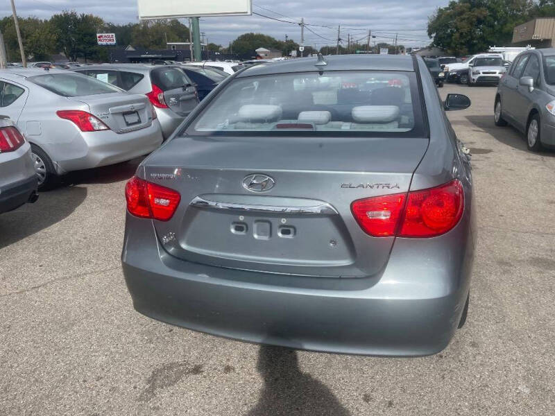 2010 Hyundai Elantra Blue