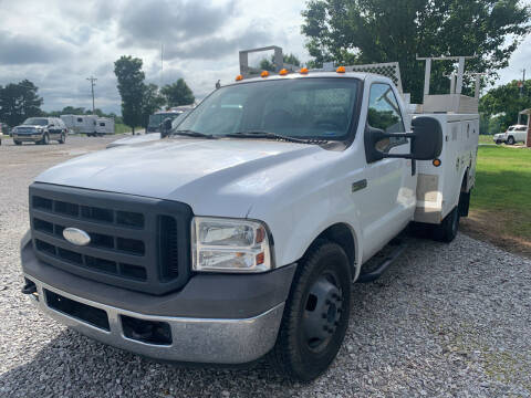 2006 Ford F-350 Super Duty for sale at Champion Motorcars in Springdale AR
