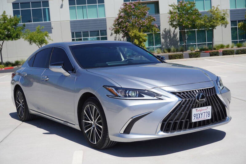 2025 Lexus ES 350