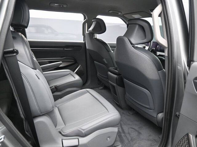 2024 Kia EV9 Light Long Range