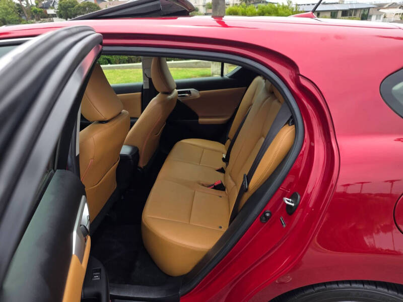2013 Lexus CT 200h