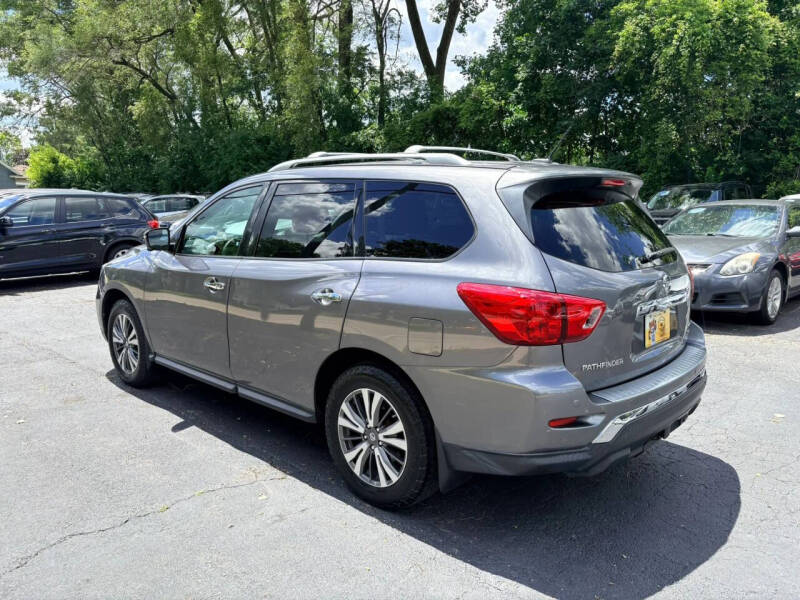 2017 Nissan Pathfinder