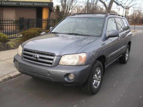 2004 Toyota Highlander for sale at Top Choice Auto Inc in Massapequa Park NY