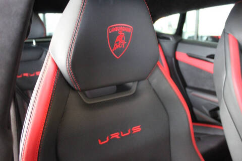 2023 Lamborghini Urus S