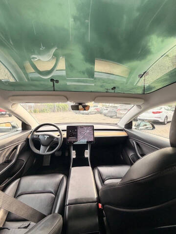 2019 Tesla Model 3 Standard Range Plus