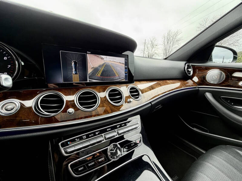 2017 Mercedes-Benz E-Class E 300 4MATIC