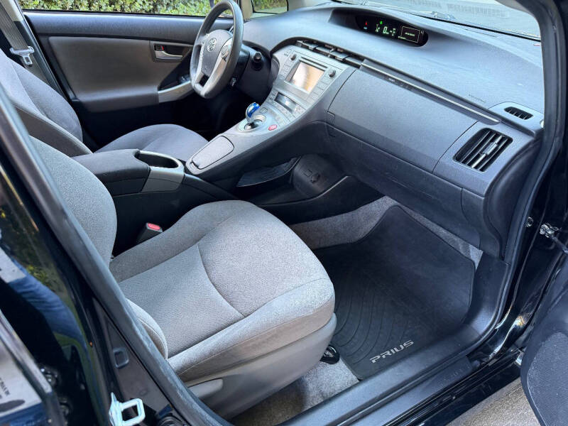 2015 Toyota Prius Two