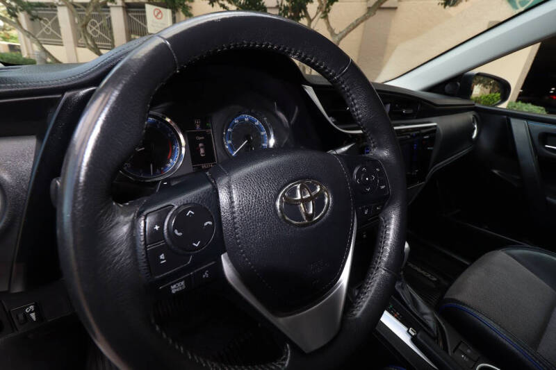 2017 Toyota Corolla SE