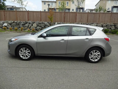 2013 Mazda MAZDA3 i Touring