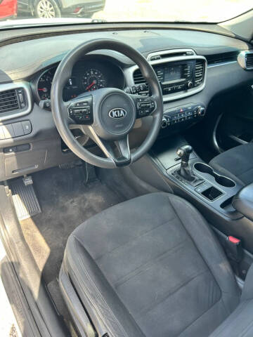 2017 Kia Sorento LX V6