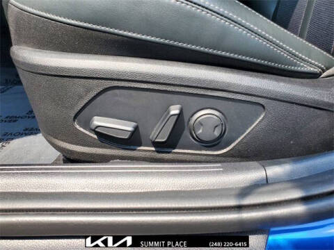 2023 Kia K5