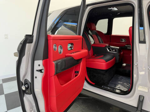 2024 Rolls-Royce Black Badge Cullinan