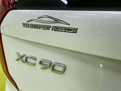 2016 Volvo XC90 T6 Momentum