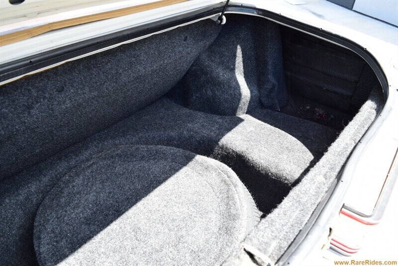 1986 Chrysler Le Baron Mark Cross Town and Country