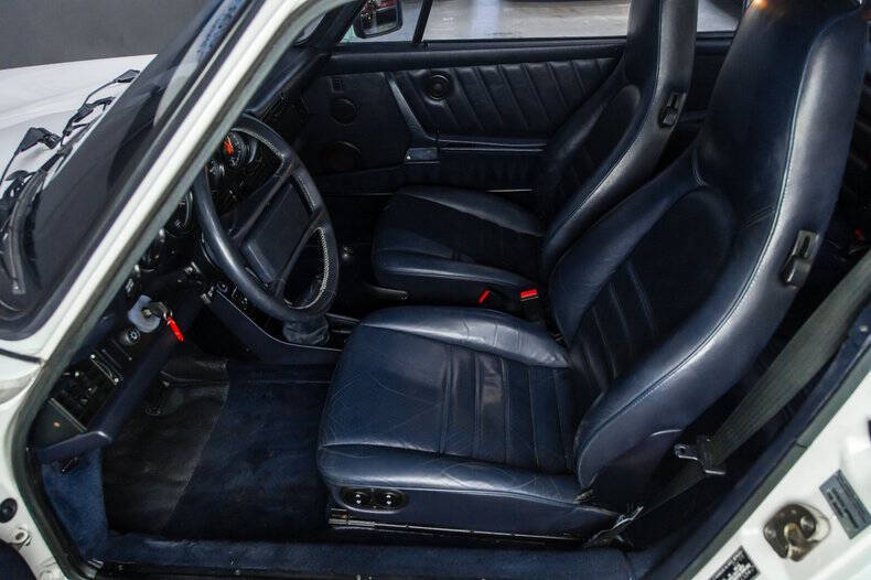 1988 Porsche 911 Carrera