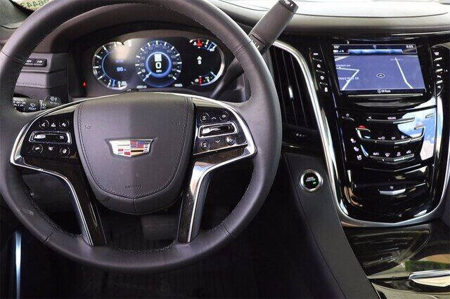 2020 Cadillac Escalade Platinum