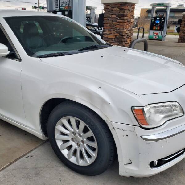 2013 Chrysler 300 for sale at DFW Car Mart in Arlington TX