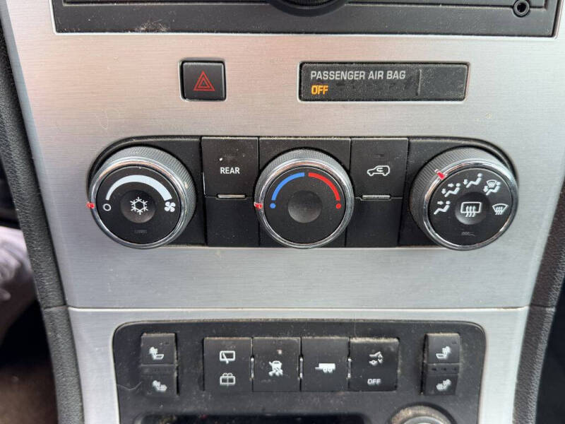 2011 GMC Acadia SLE