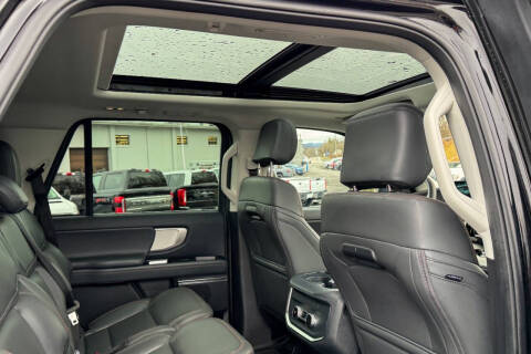 2025 Ford Expedition MAX Active
