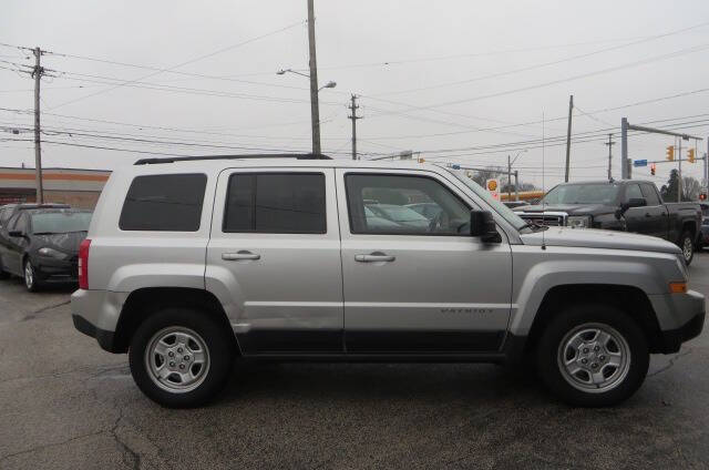 2013 Jeep Patriot Sport photo 7