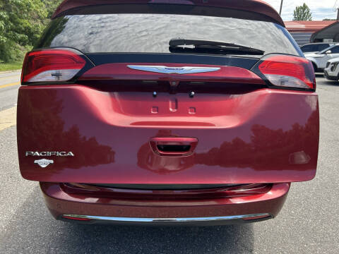 2020 Chrysler Pacifica Touring