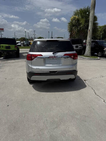 2017 GMC Acadia SLE-1