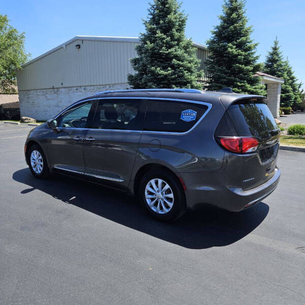 2018 Chrysler Pacifica Touring L