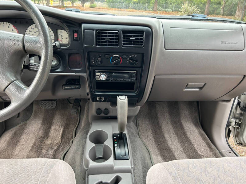 2004 Toyota Tacoma PreRunner V6