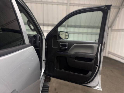 2018 Chevrolet Silverado 1500 Custom