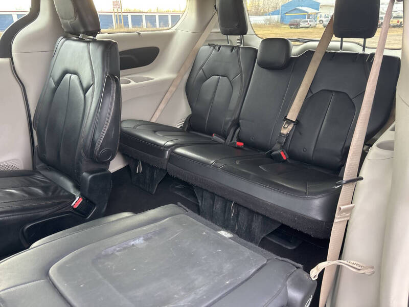 2019 Chrysler Pacifica Touring L