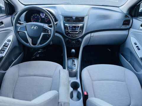 2016 Hyundai Accent SE