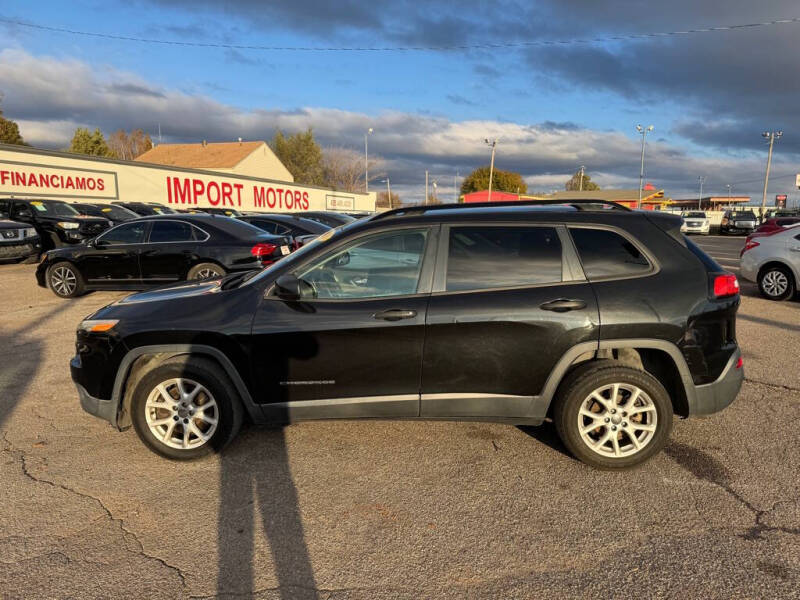 2016 Jeep Cherokee Sport