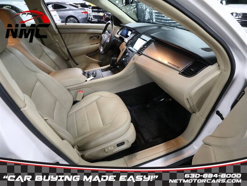 2015 Ford Taurus SEL