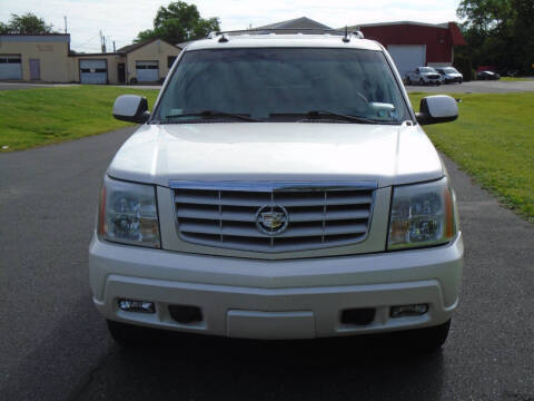 2003 Cadillac Escalade
