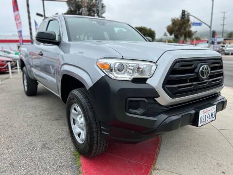 2019 Toyota Tacoma for sale at Auto Max of Ventura in Ventura CA